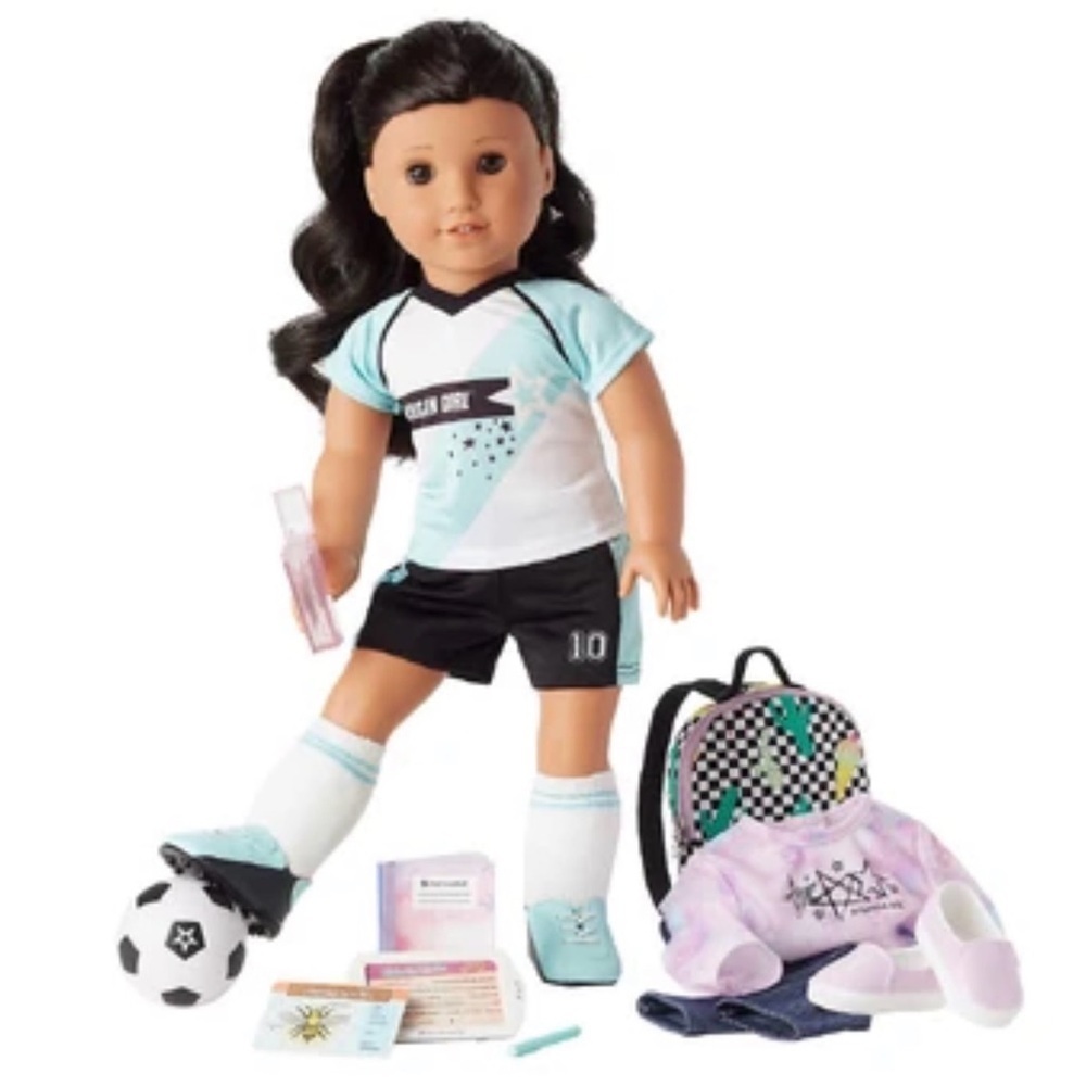 American Girl school day to soccer play set new in sealed box 19 pieces & doll